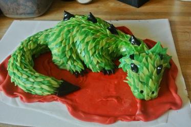 Gateau dragon vert 01